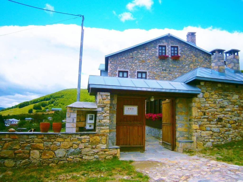 Argyro Guesthouse Nymfaio Bagian luar foto